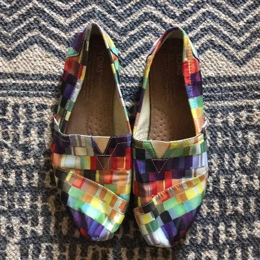 TOMS